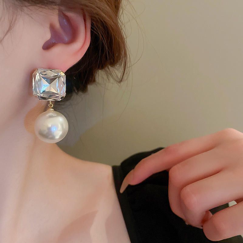 Earrings 67